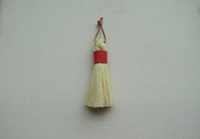 Load image into Gallery viewer, Round Whisk Table Broom
