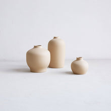 Load image into Gallery viewer, Ceramic Blossom Vase, Sand
